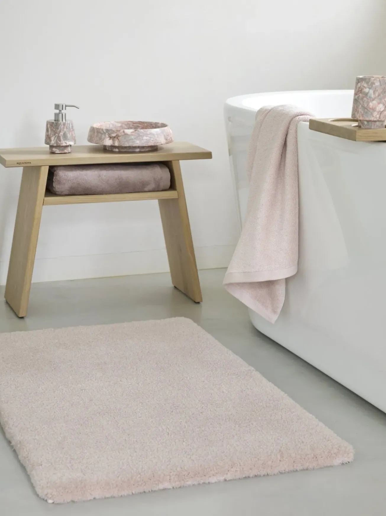Bath & Living Aquanova Aquanova MAURO bath mat Cameo