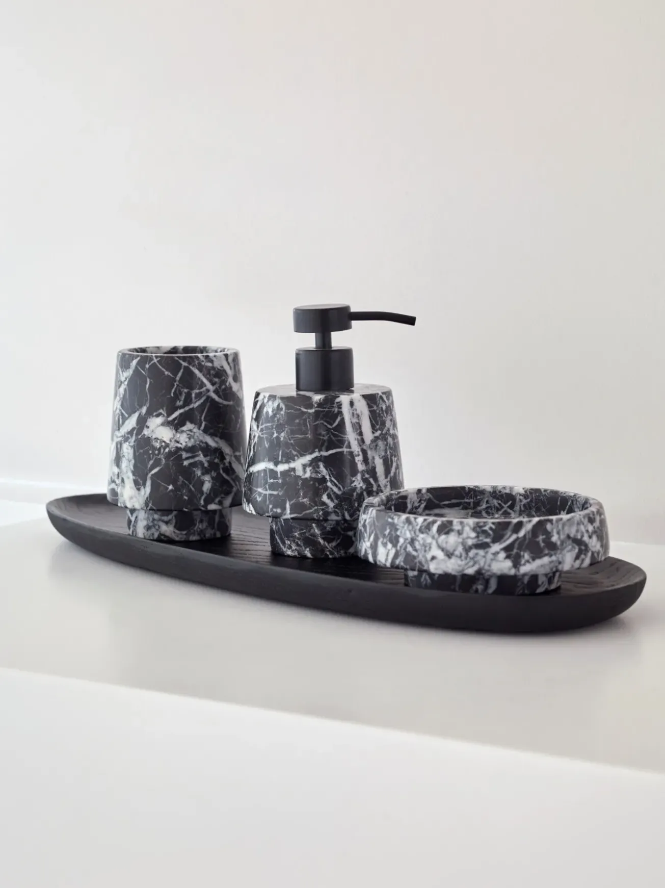 Bath & Living Aquanova Aquanova ORION soap dispenser Black