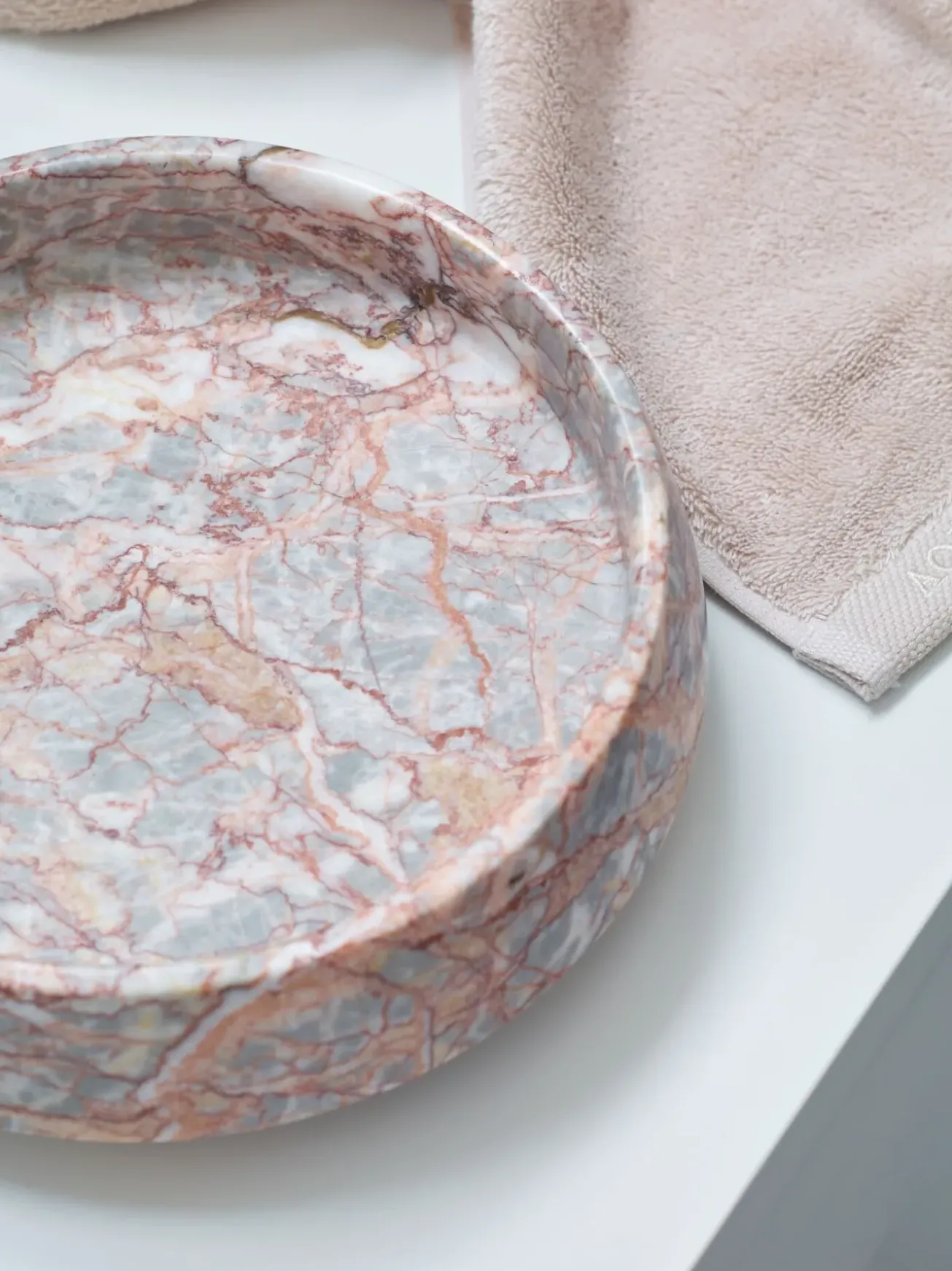 Bath & Living Aquanova Aquanova ORION tray / bowl Almond