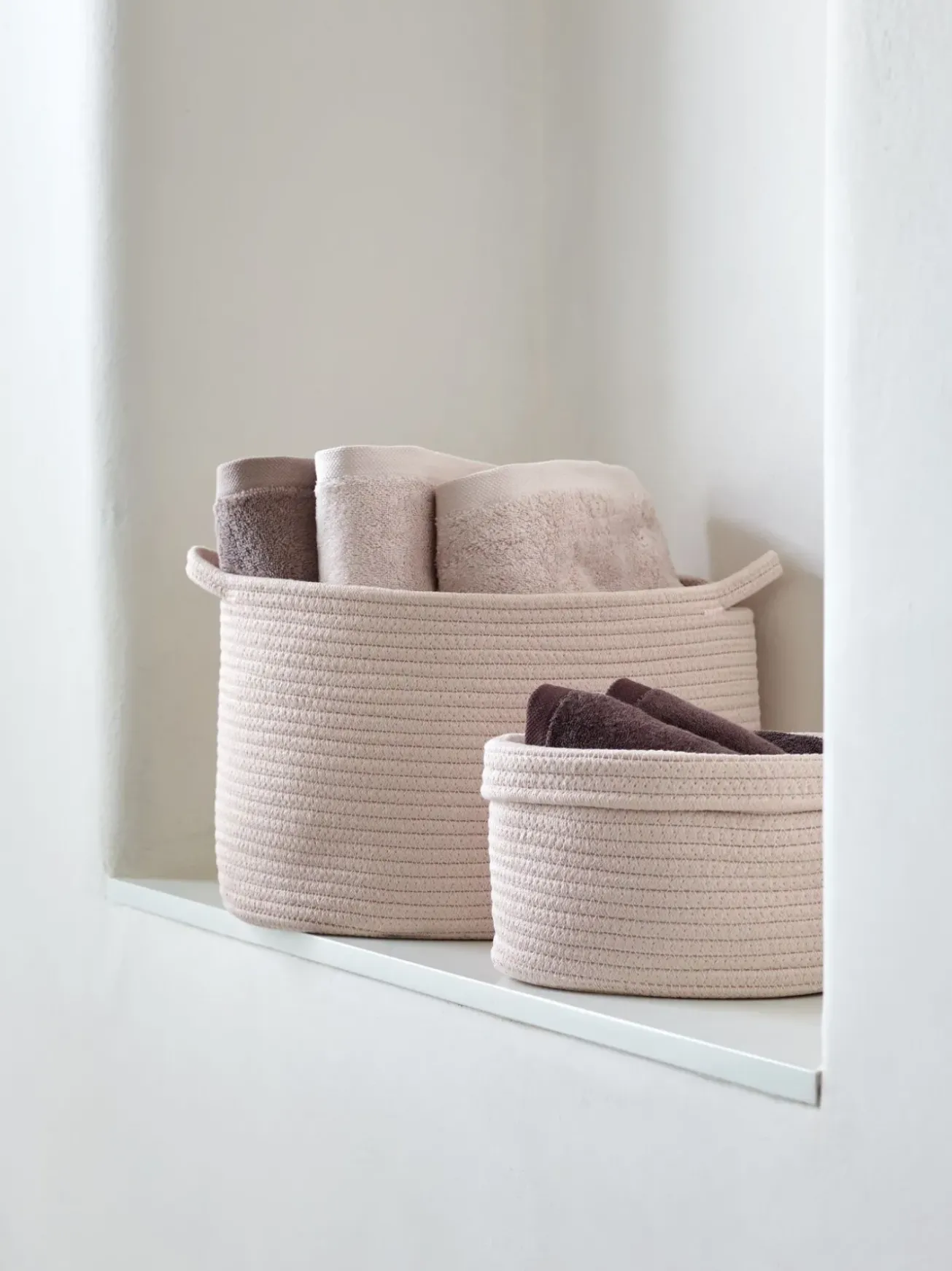 Bath & Living Aquanova Aquanova RENA storage basket Cameo (Medium)