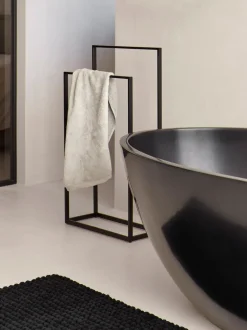 Bath & Living Aquanova Bath mat AXEL color Black (AXEBM-09)