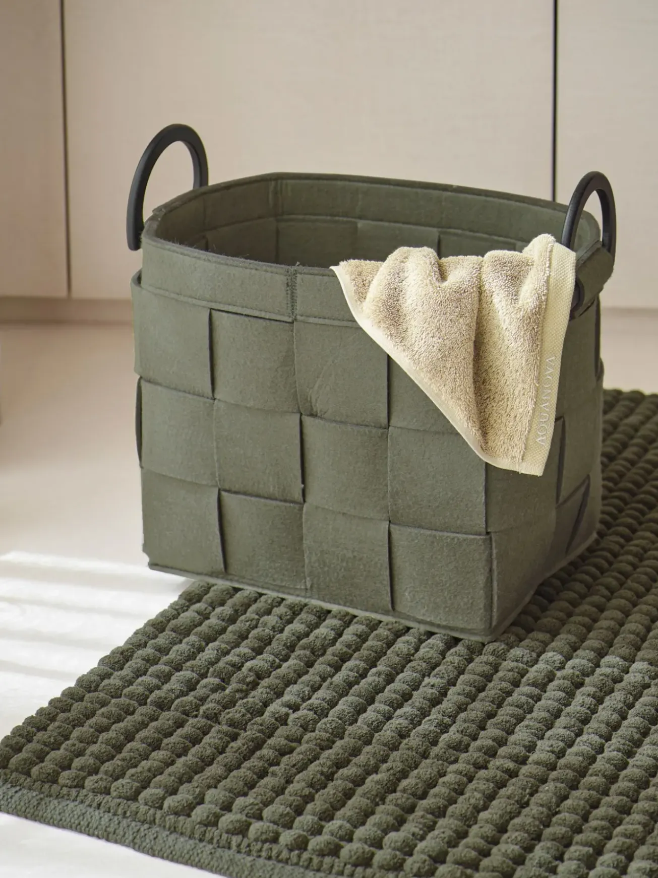 Bath & Living Aquanova Bath mat AXEL color (AXEBM-302)