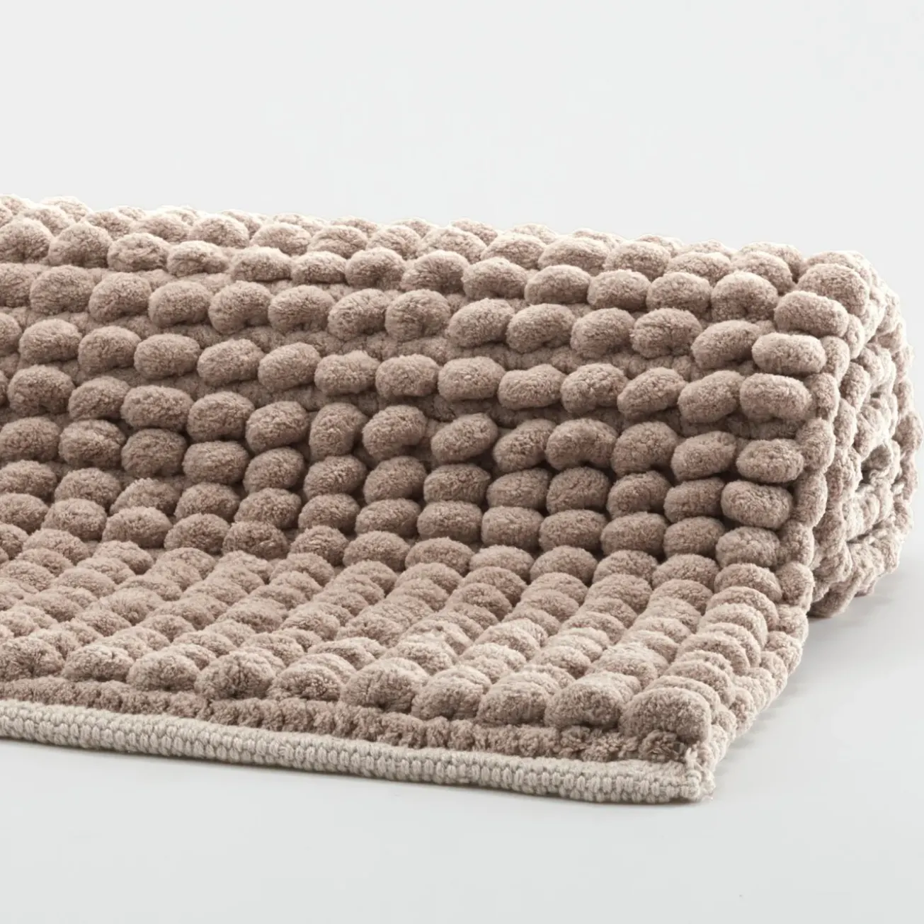 Bath & Living Aquanova Bath mat AXEL color Nougat (AXEBM-136)