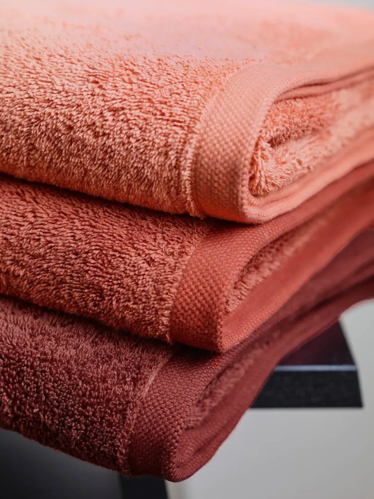 Bath & Living Aquanova Bath mat LONDON color Brandy-203