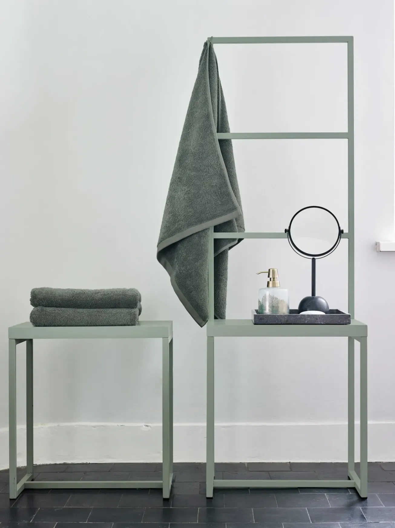 Bath & Living Aquanova Bath mat LONDON color