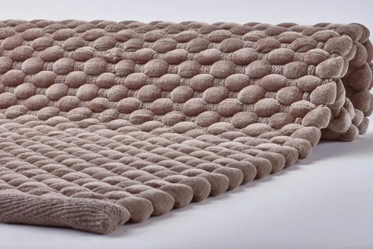 Bath & Living Aquanova Bath mat MAKS color