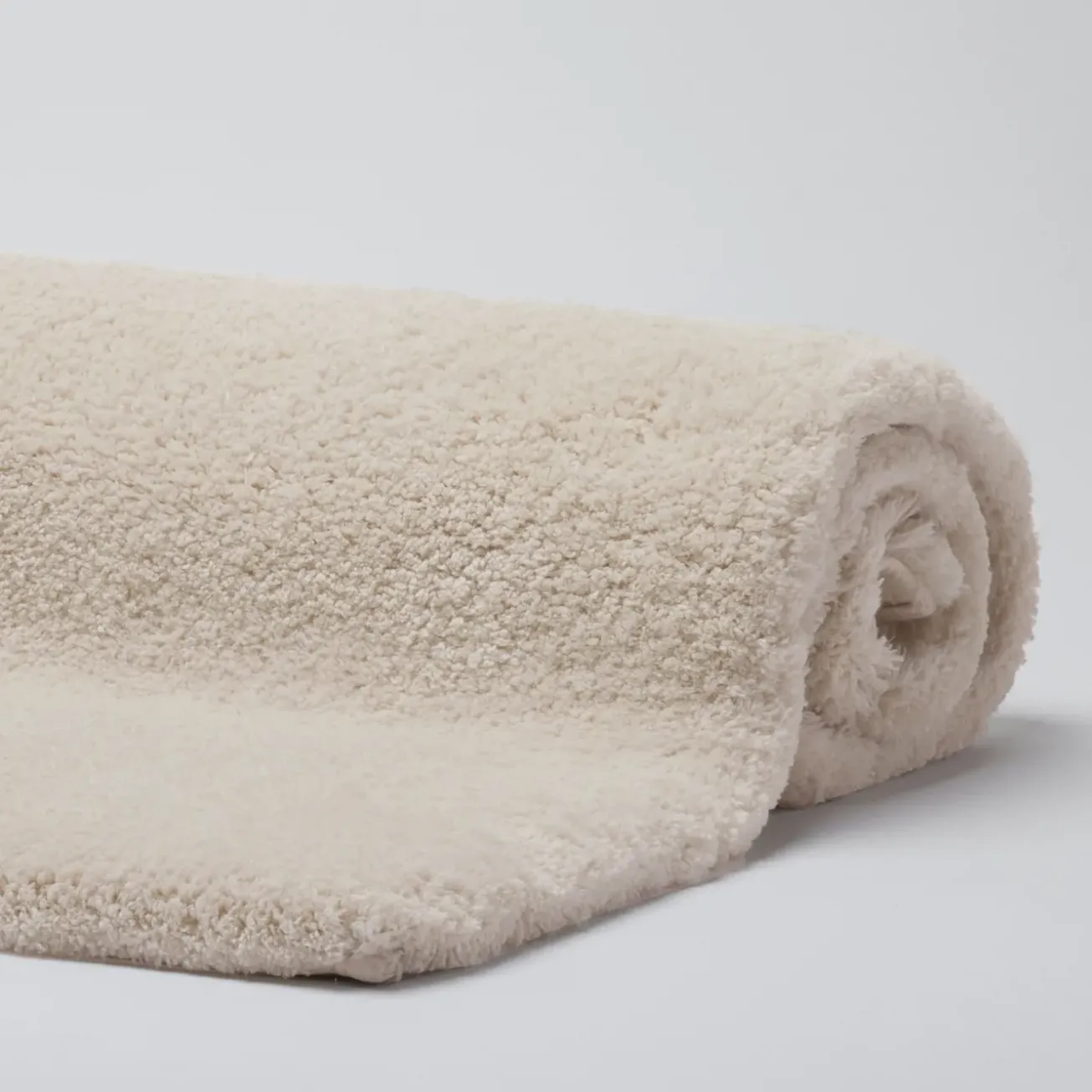 Bath & Living Aquanova Bath mat MAURO color Sand (MAUBM-14)