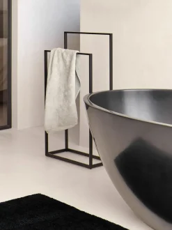 Bath & Living Aquanova Bath mat MAURO color Black (MAUBM-09)