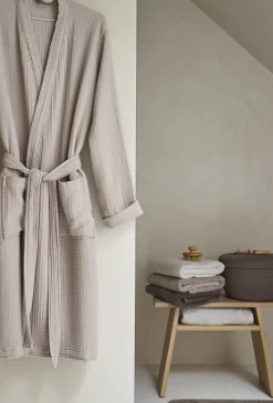 Bath & Living Aquanova Bath textiles LONDON color
