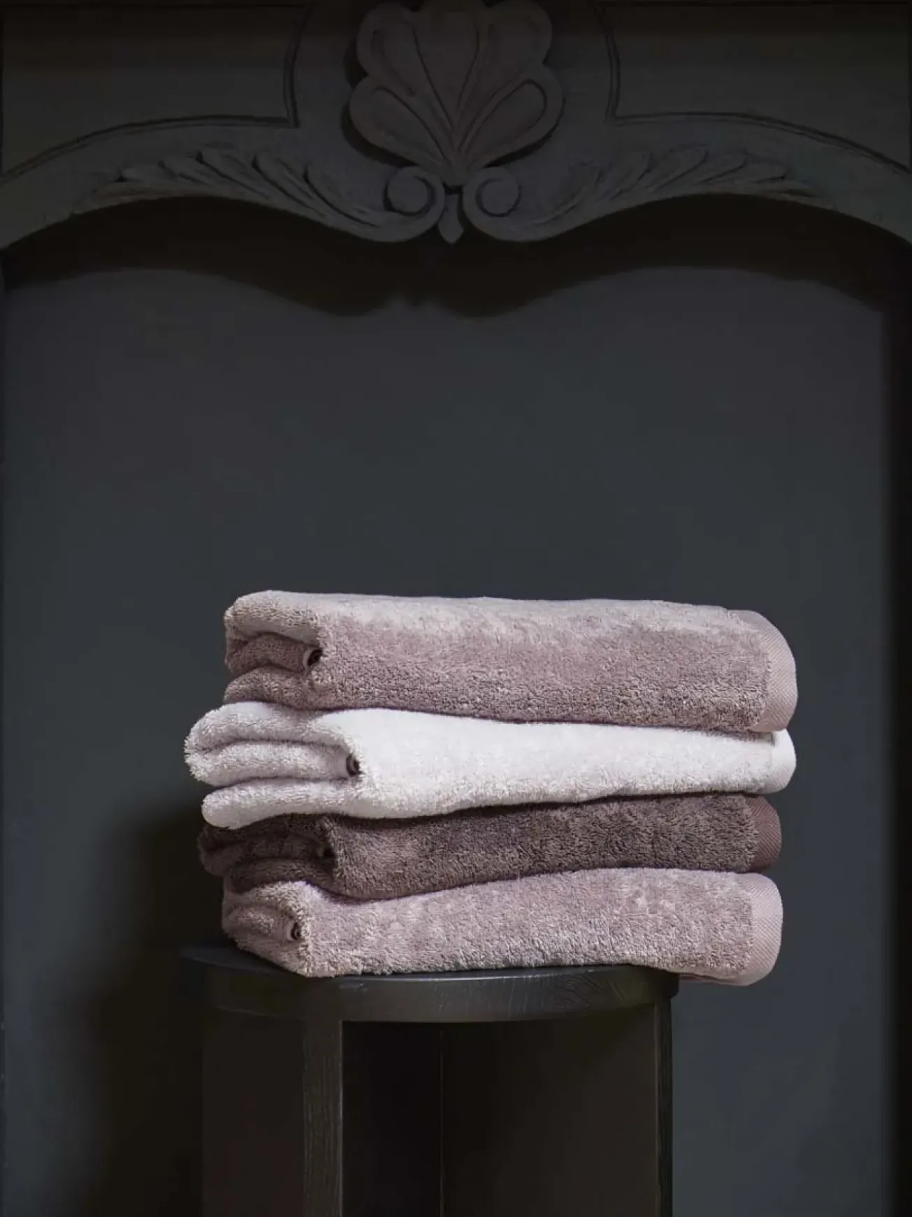 Bath & Living Aquanova Bath textiles LONDON color