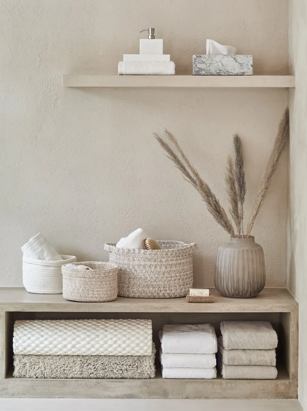 Bath & Living Aquanova Bath textiles LONDON color