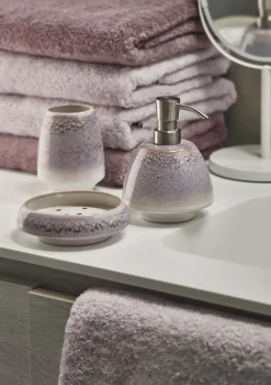 Bath & Living Aquanova Bath textiles LONDON color