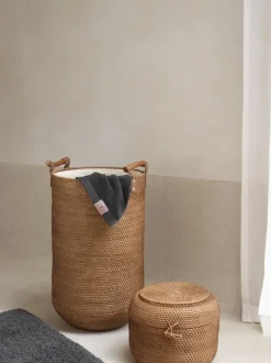 Bath & Living Aquanova Bath textiles OSLO color Caviar, dark gray (OSLTW-633)