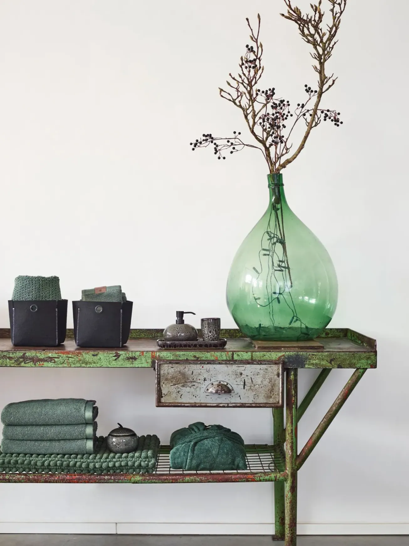 Bath & Living Aquanova Bath textiles OSLO color Willow, green (OSLTW-116)