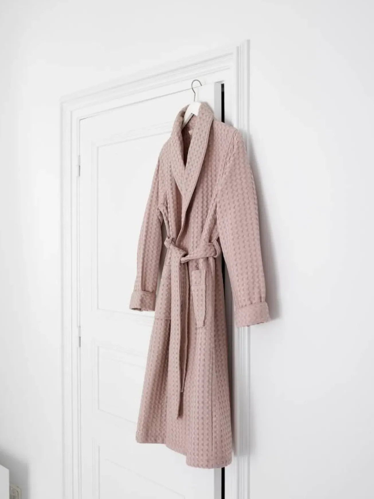 Bath & Living Aquanova Bathrobe VIGGO Dusty Pink-87 (VIGBG-87)