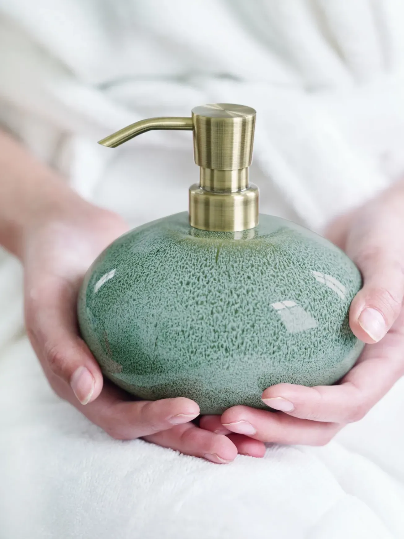 Bath & Living Aquanova Beauty box UGO color (green)