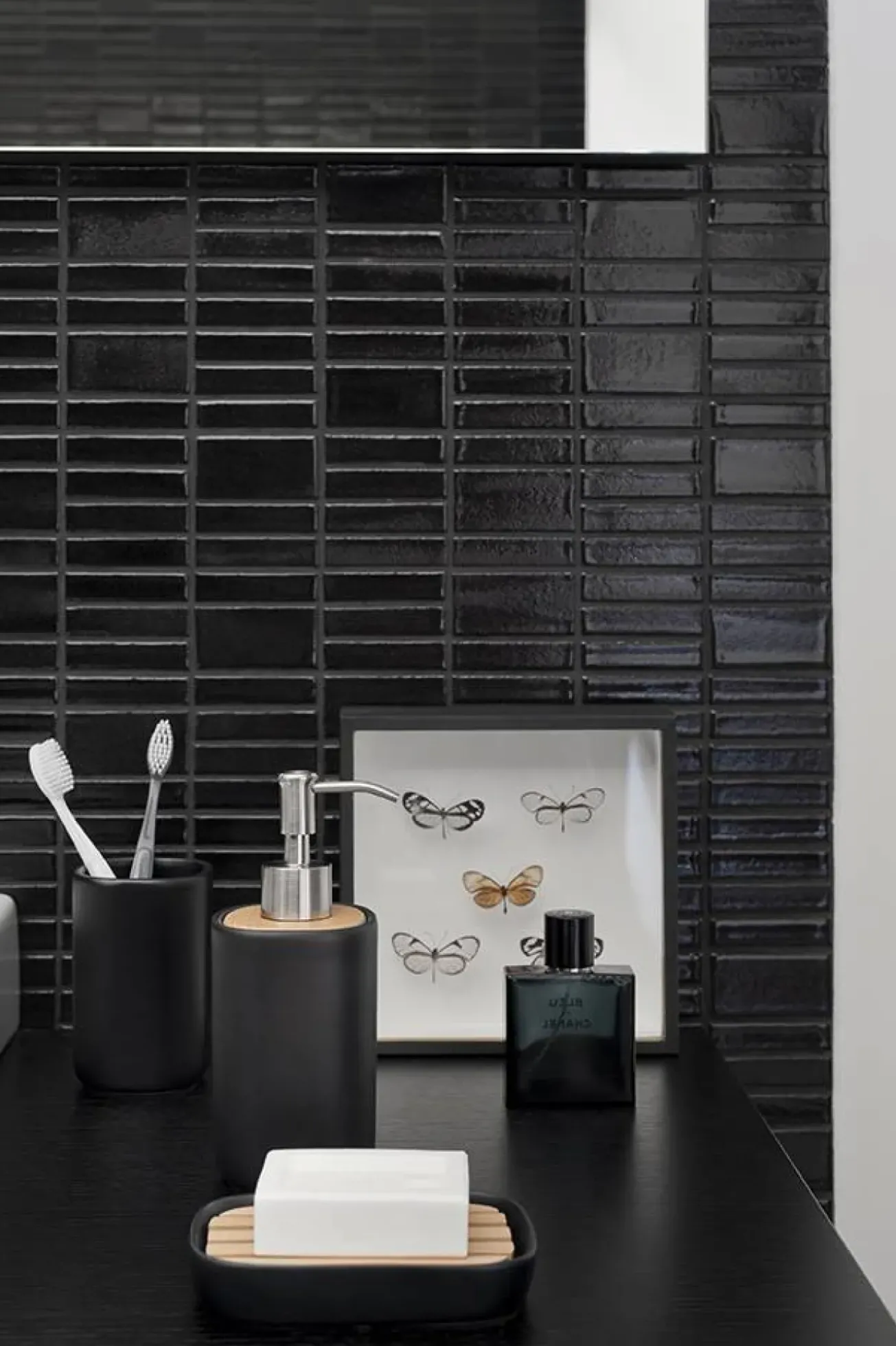 Bath & Living Aquanova Cup Oscar Black-09