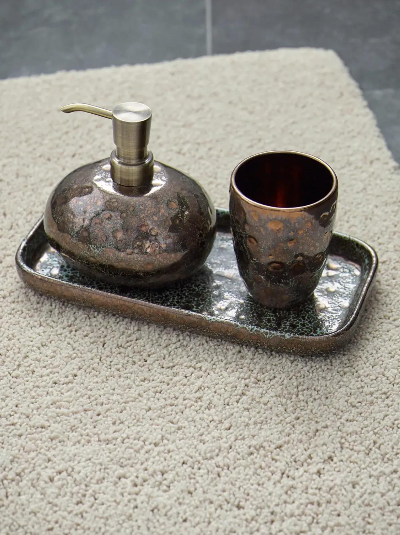 Bath & Living Aquanova Giftbox Ugo soap dispenser Vintage Bronze Paris soap Agrumes (GIFTUGODIS854-AGR)