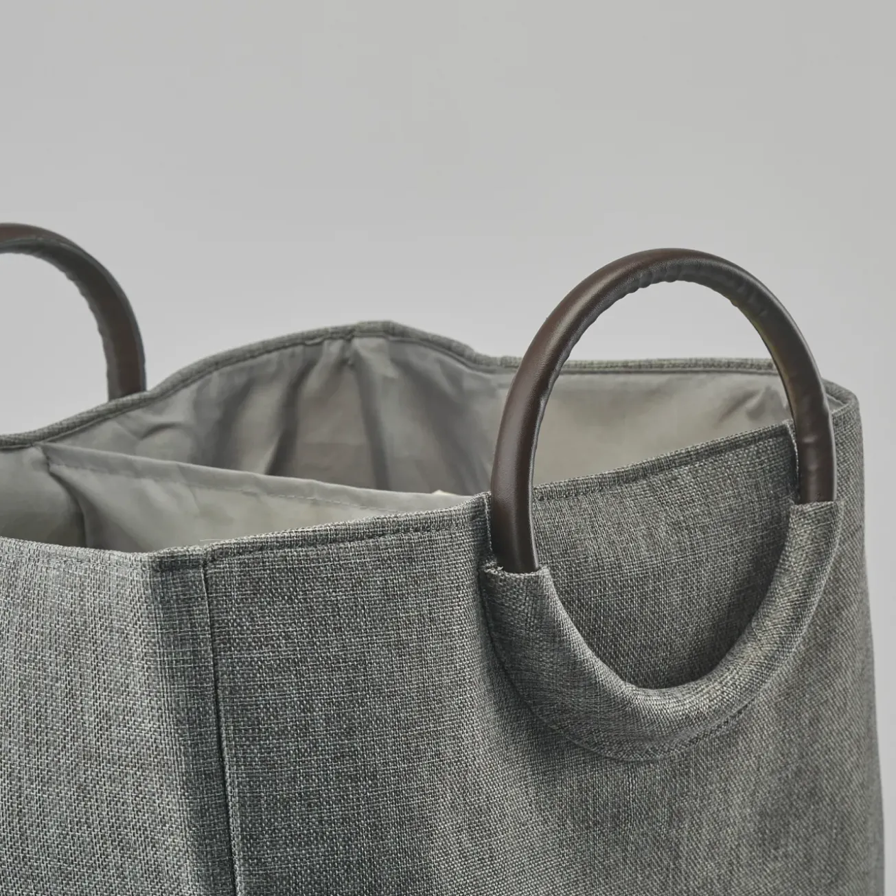 Bath & Living Aquanova Laundry basket JADA color Silver Gray-95 (gray)