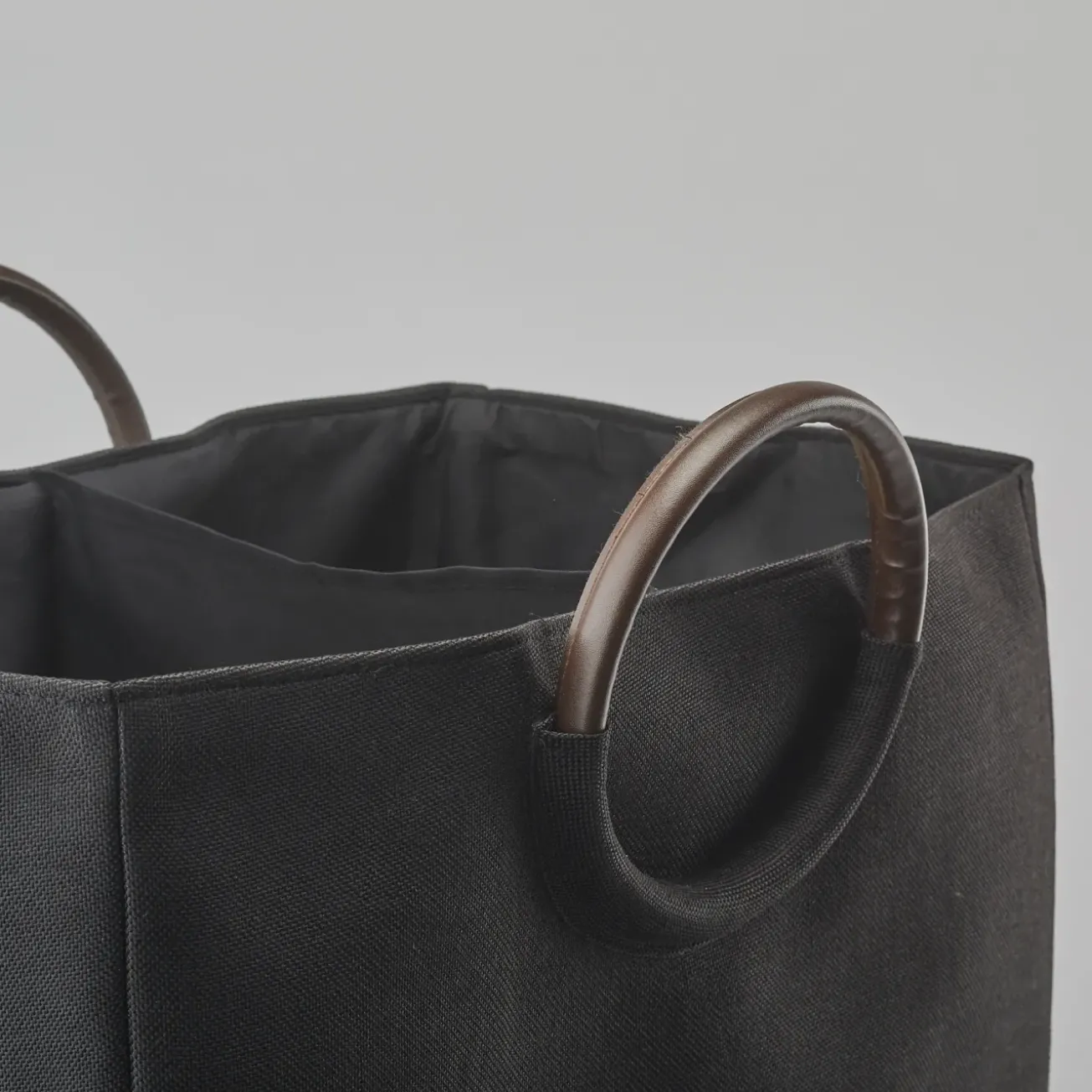 Bath & Living Aquanova Laundry basket JADA color Black-09 (black)
