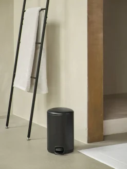 Bath & Living Aquanova Pedal bin KAZ color (black) 3 liters