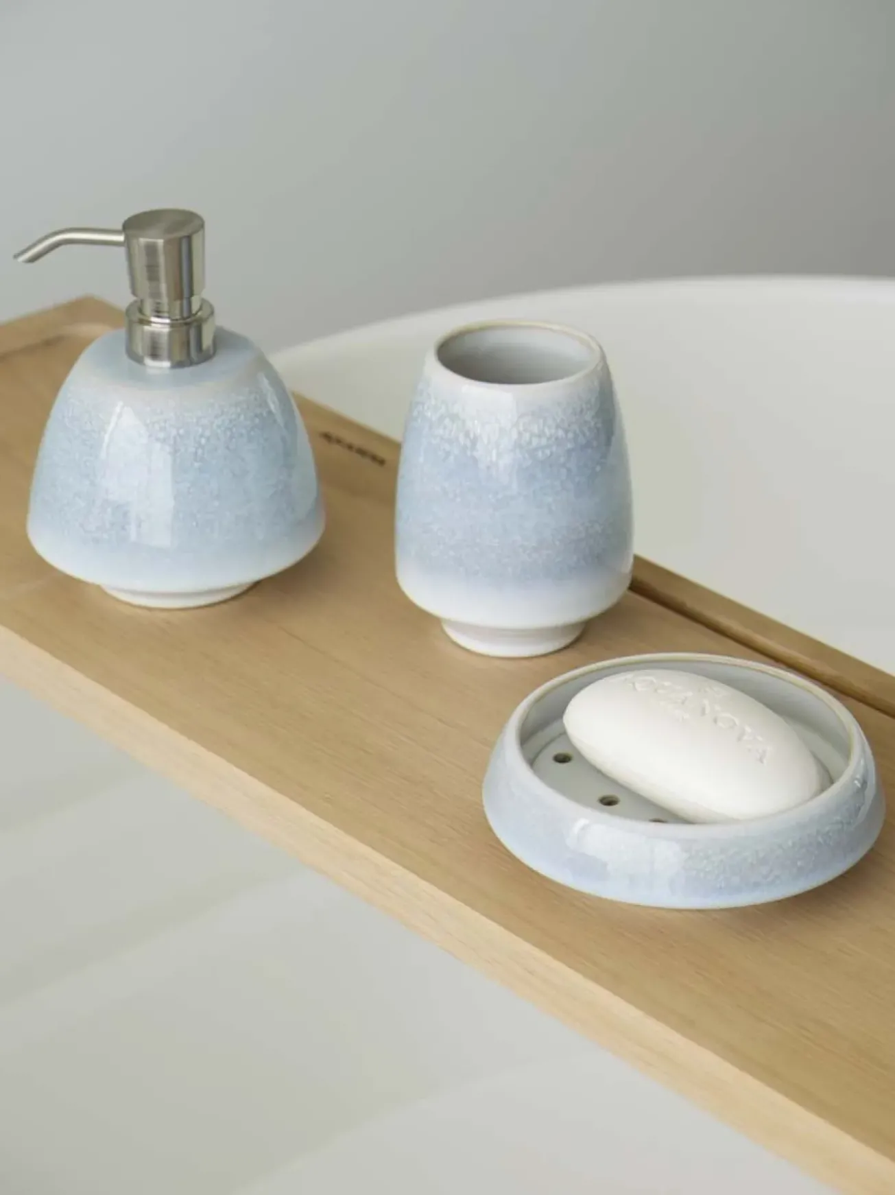 Bath & Living Aquanova Soap dispenser FIGO color