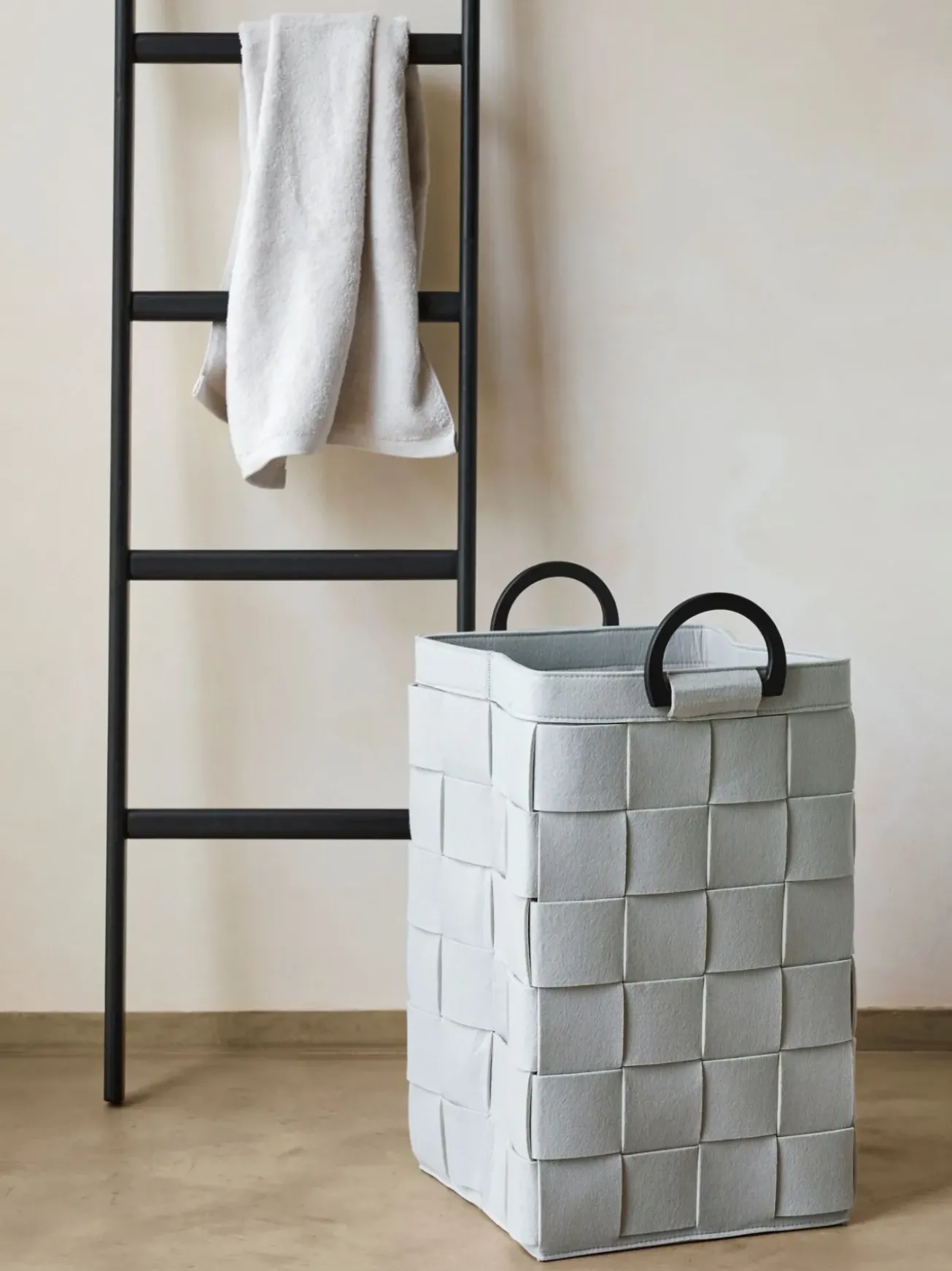 Bath & Living Aquanova Storage basket DIX color Silver Gray (DIXSBM-95)