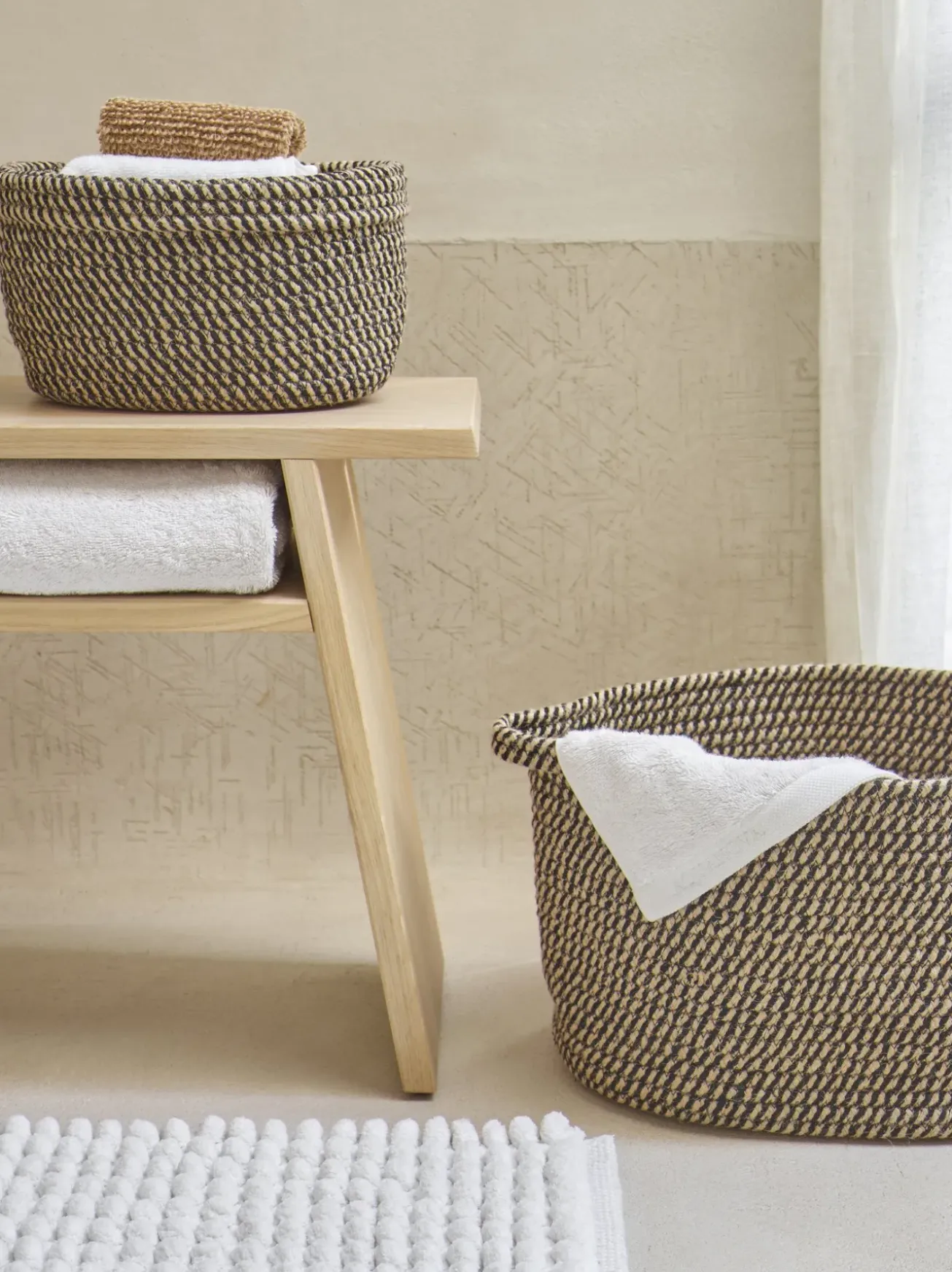Bath & Living Aquanova Storage basket RENA color (Small)