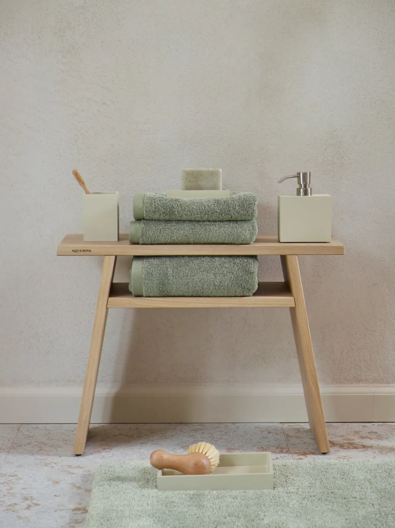 Bath & Living Aquanova Toilet brush holder MOON (MOOBHR-16)