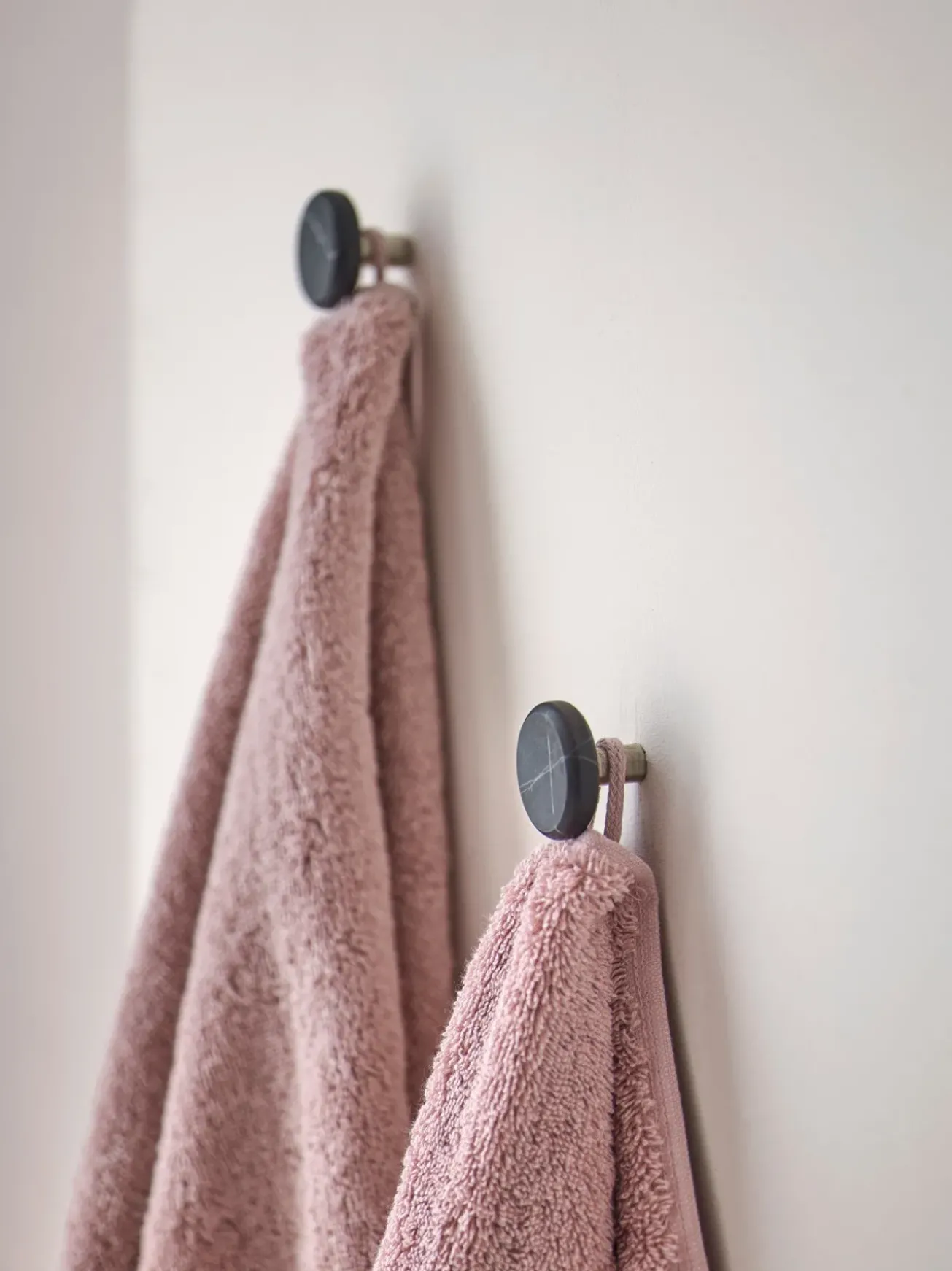 Bath & Living Aquanova Wall hook NERO color Black (black)