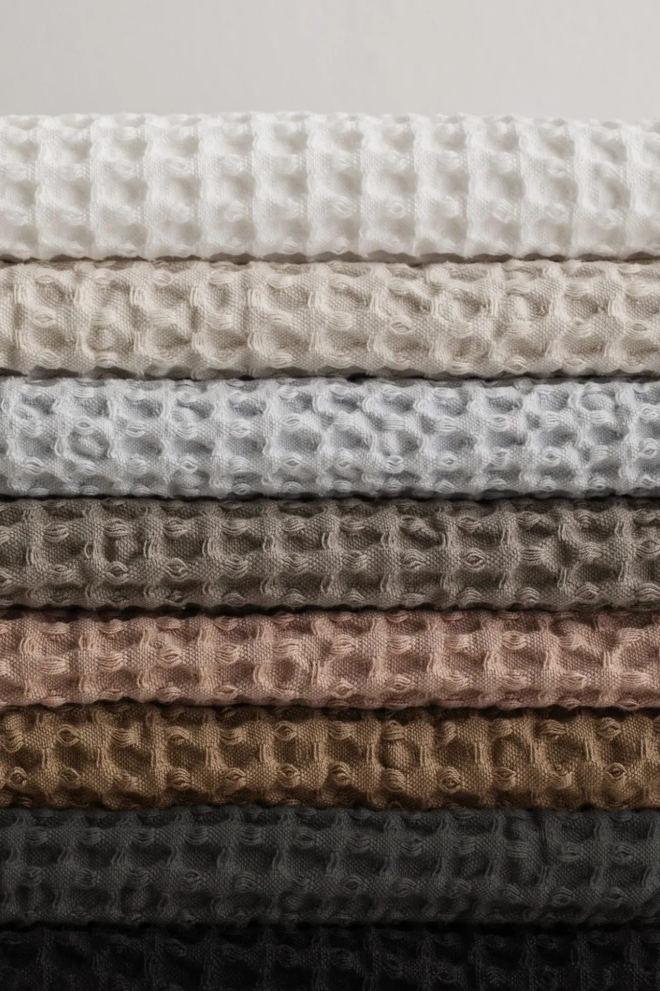 Bath & Living Blomus Bath towel waffle pattern 70x140 cm CARO color (68995)