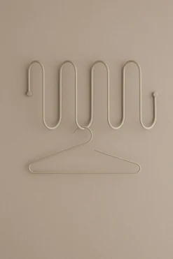 Bath & Living Blomus CURL clothes hanger Ashes of Roses (set / 2 pieces) 66004