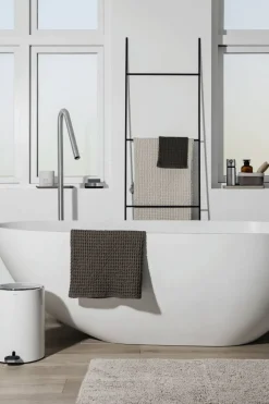 Bath & Living Blomus FERA towel ladder powder coated (69078)