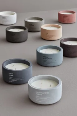 Bath & Living Blomus FRAGA scented candle Rose  White Musk (400 grams) 65959