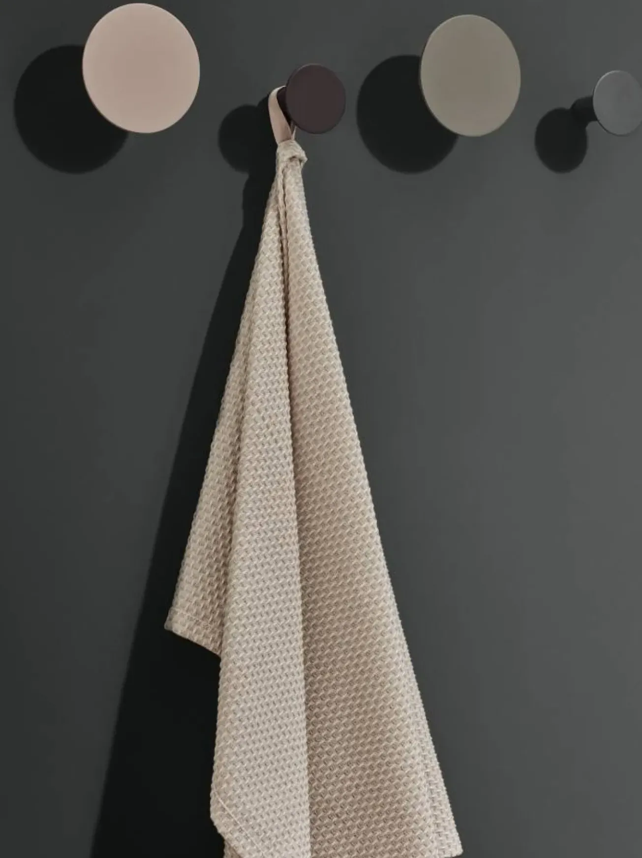 Bath & Living Blomus PONTO wall hooks (set/4) color Lily White - 65798