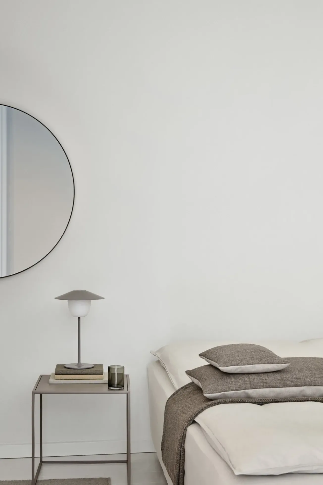 Bath & Living Blomus RIM wall mirror 50 cm (66932)