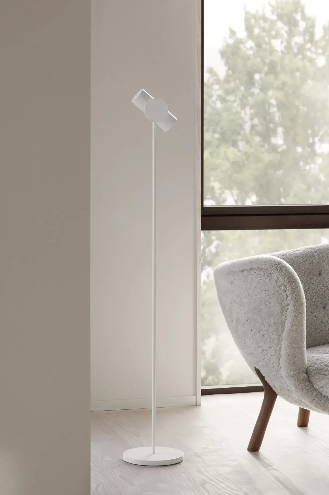 Bath & Living Blomus STAGE floor lamp Lily White (66183) height 130 cm