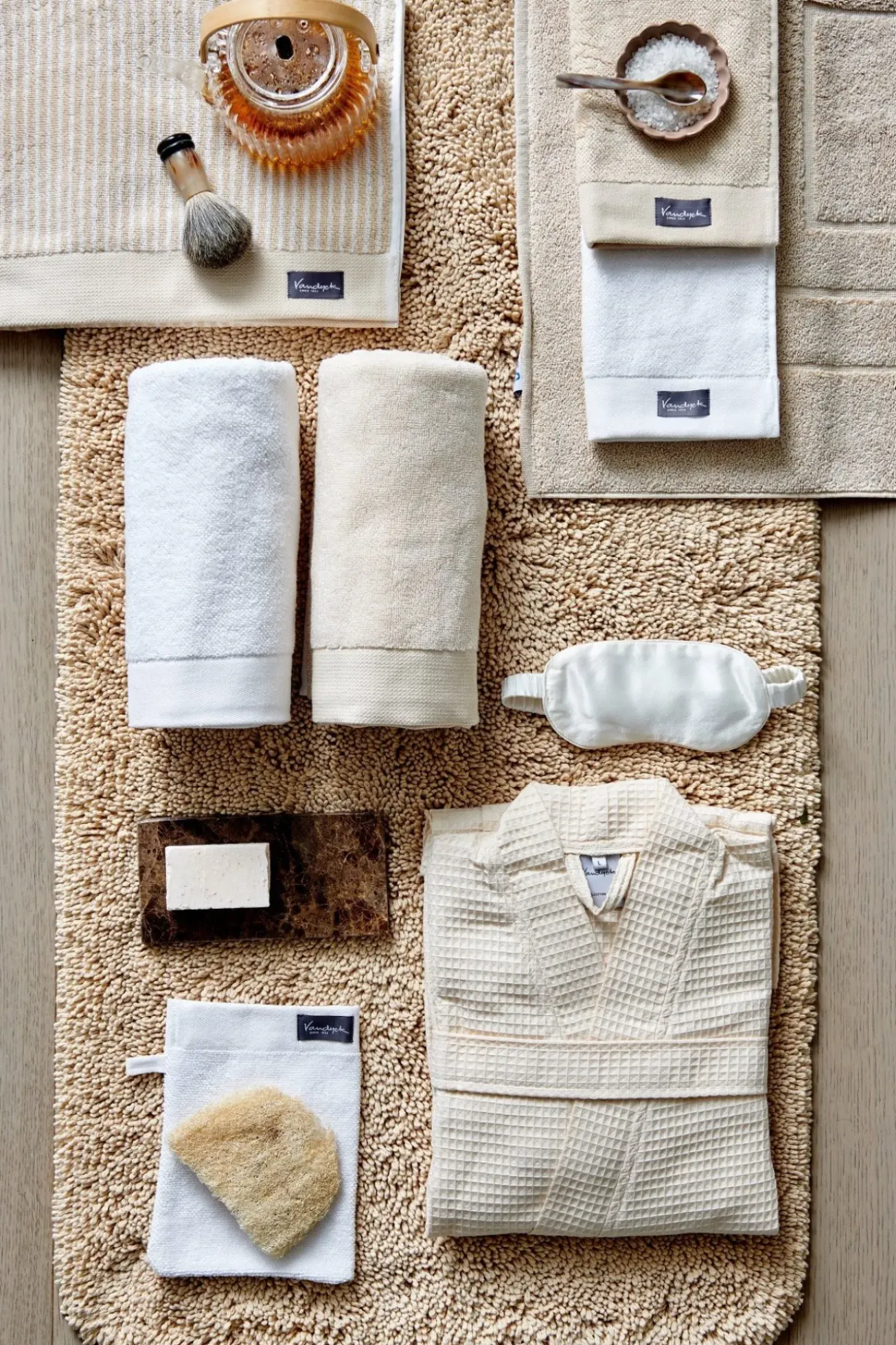 Bath & Living Vandyck Bath towel 70x140 cm HOME collection Uni Bleached Sand (BAKC13202) set/3 pieces