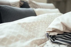 Bath & Living Vandyck Duvet cover DIAMONDS Off Black 200x220 cm