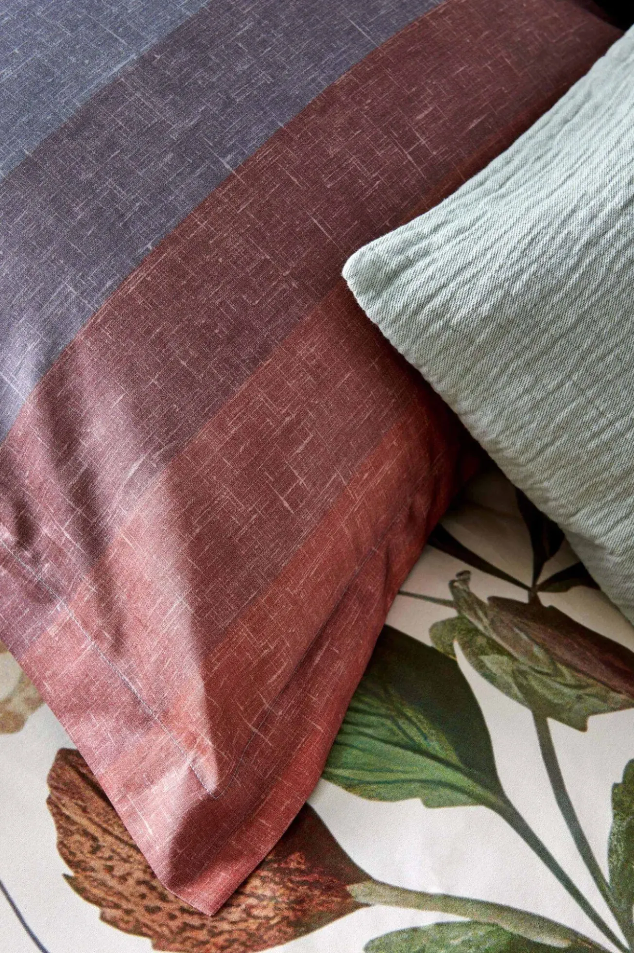 Bath & Living Vandyck Duvet cover HOLIDAY Cream Tan 200x220 cm (satin cotton)