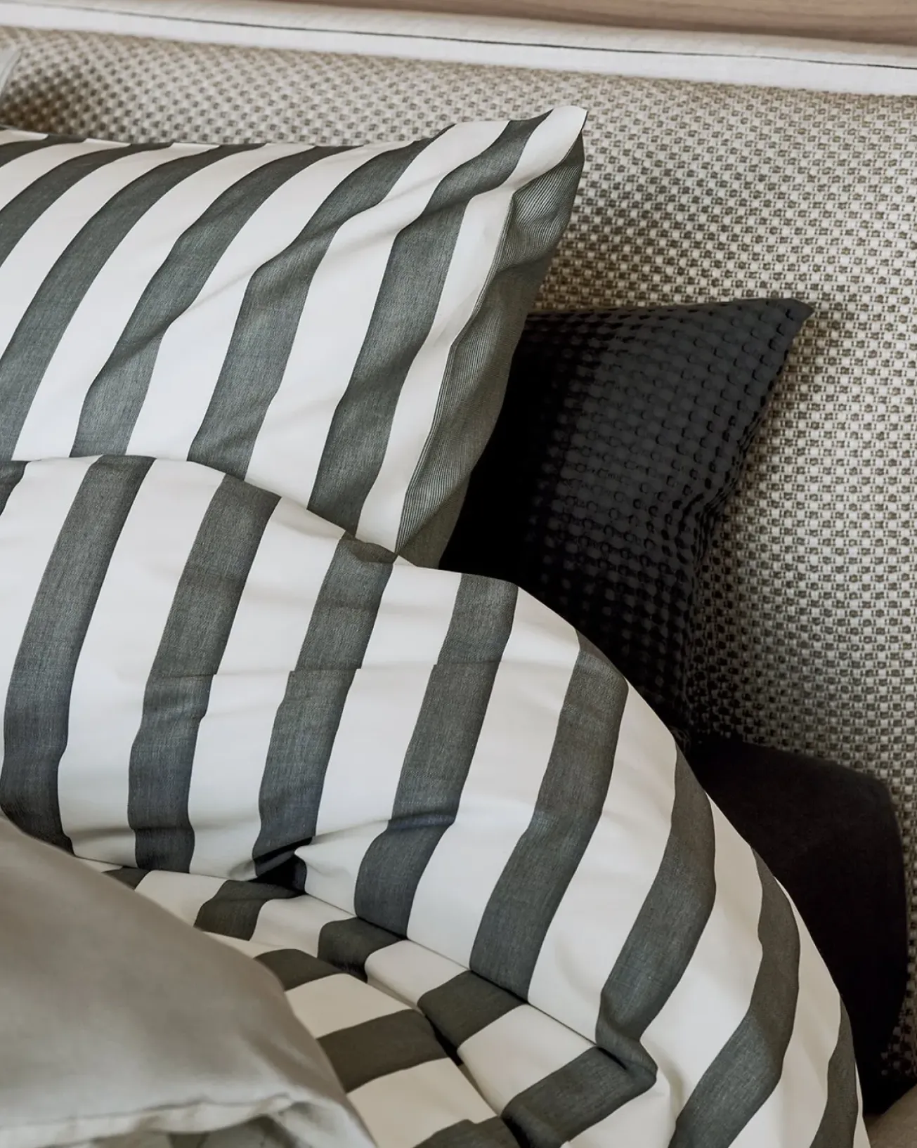 Bath & Living Vandyck Duvet cover HOME 97 Off Black 240x220 cm (cotton / tencel)