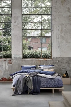 Bath & Living Vandyck HOME 95 plaid/bedspread 130x220 cm, dark blue